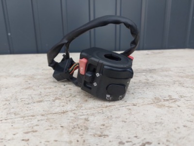 Triumph 955i rs T695 sprint przełącznik lewy