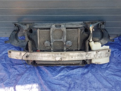 Pas передній радіатор mercedes ml w164 lift 3.0cdi фото №1