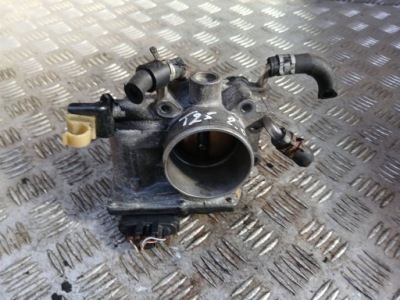 Toyota avensis ii t25 дроссельная заслонка 2.0 фото №1