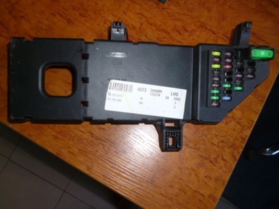Коробка предохранителей opel vectra c 13223679 фото №1