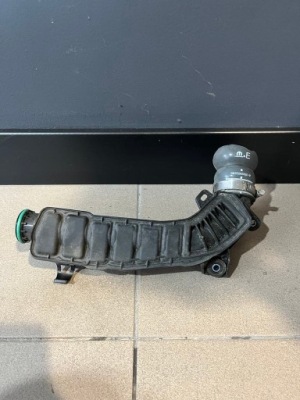 Opel mokka ii труба шланг воздухозаборник воздуха 1.2 thp 9812735880 фото №1