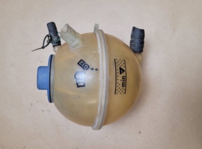 Бачок расширительный audi a3 фото №1