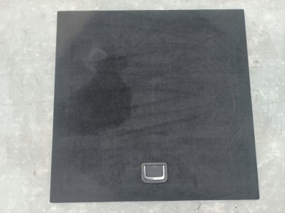 Subaru legacy v обшивка багажника фото №1