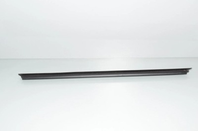 Молдинг ущільнювач правих передніх двері bmw 2 active tourer f45 фото №1