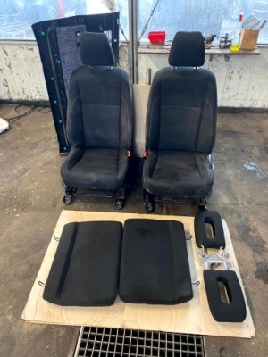 Підголівник заднє сидіння задня задня 1,5 кабіни лавка спинка toyota hilux 8 viii 15- фото №1