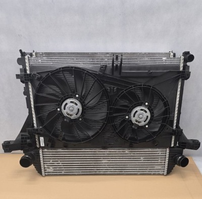 Комплект радіатор renault master 10- 214108535r фото №1