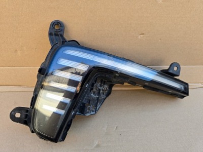 Audi q7 etron протитуманна фара правий drl e-tron 4m0941056 фото №1