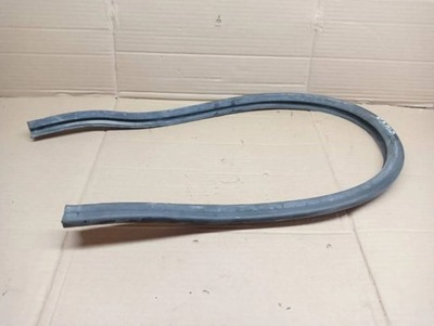 Skoda fabia iii rapid прокладка жабо капот 6v0823723a фото №1