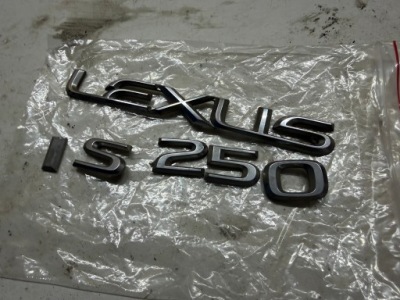 Lexus is ii is250 is 250 2.5 v6 значок эмблема крышки багажника фото №1