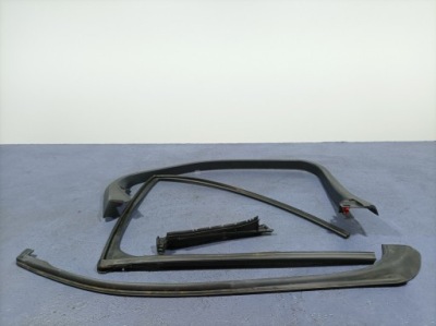 Lexus ux 250h комплект прокладка двері задній лівий 67674-76020 фото №1