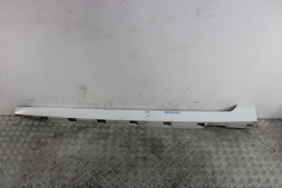 Накладка поріг поріг лівий vw passat b8 3g0 3g9 3g0853857 фото №1