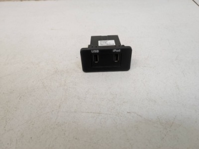 Port роз'єм usb land rover sport 1 1 l320 фото №1