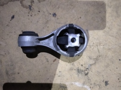 Кронштейн подушка двигателя 11350jd000 nissan qashqai j10 1.5 dci фото №1