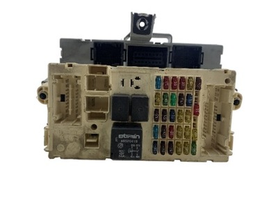 Fiat stilo коробка запобіжників 51711820 фото №1