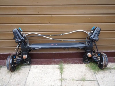 Oś балка задня гальмівні барабани citroen c3 iii фото №1