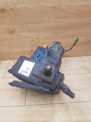 Коробка предохранителей volvo v70 2.4 16v фото №1