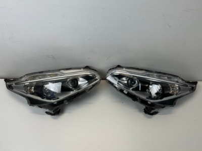 Peugeot 208 i lift лампа права ліва перед лінза комплектна фото №1