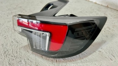 Opel mokka ii b лампа задня led права 9833721980 фото №1