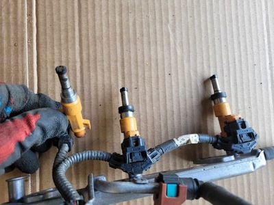 Форсунка lexus rx 350 iv 3.5 23250-0p100 фото №1