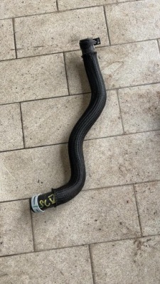 Патрубок шланг води renault scenic v e-tech 215023161r фото №1