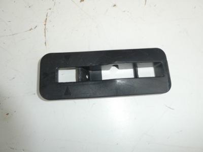 Vw caddy iii захист пластик сидіння 2k5883089 фото №1