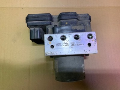 Насос abs esp hyundai i30 kia cee'd ii 2012 фото №1