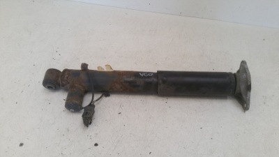 Амортизатор задня 31317462 volvo v60 фото №1