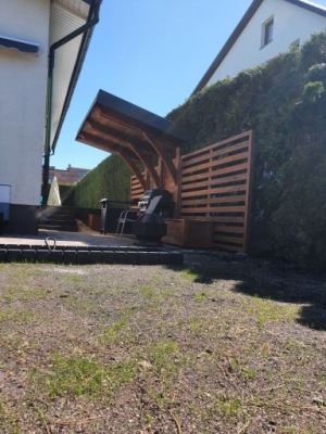 Zadaszenie na grilla, Wiatą