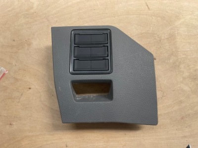 Защита заглушка пластик панели vw crafter ii man tge 7c1857151a фото №1