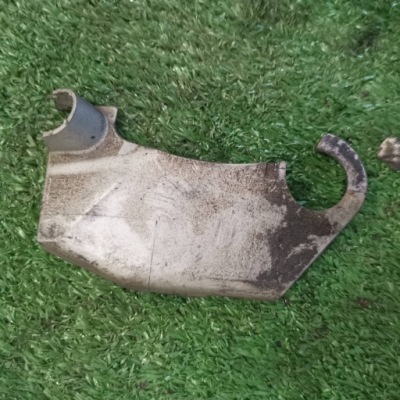 Mercedes-benz sl500 r129 m119 защита рычага 1295460981 фото №1