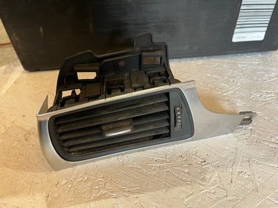 Решітка обдув ліва audi a7 4g1820901 хром фото №1