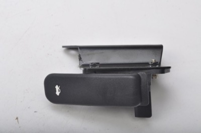 Aston martin db7 кронштейн відкривання капот фото №1