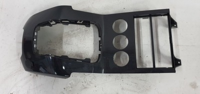 Peugeot 5008 захист рамка консолі центральної фото №1