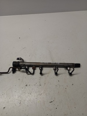 Молдинг упорскування mercedes w169 2.0 cdi a64007012 фото №1