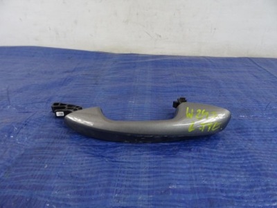 Ручка двері ліва задня mercedes w247 787 фото №1