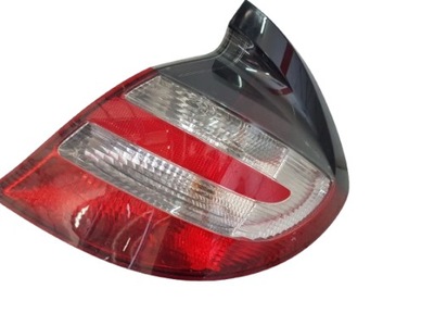 Mercedes w203 лампа правый задняя a2038201077 фото №1