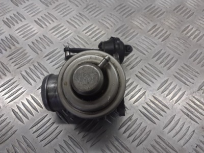Клапан egr skoda octavia i 1.9 tdi 038131501e фото №1