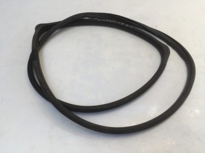 Suzuki vitara iii 2017 прокладка двері задня ліва фото №1