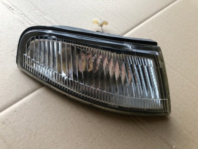 Правий протитуманна фара kia sephia 94-97 0k211-51050r фото №1