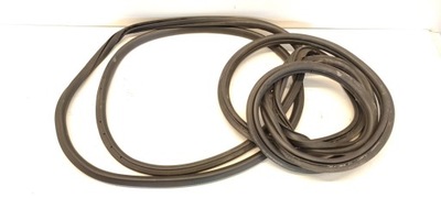 Mercedes gle53 w167 прокладка крышки багажника фото №1