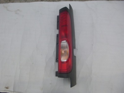 Лампа правая задняя trafic vivaro primastar lift фото №1