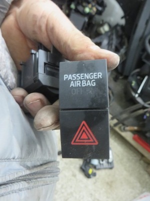 Вимикач аварійних подушка безпеки 5ja953507b skoda rapid r фото №1