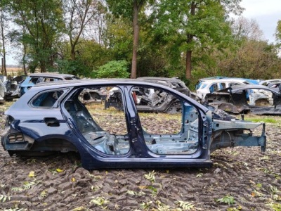 Поріг блок двигуна правий bok 717 fiat tipo ii kombi фото №1