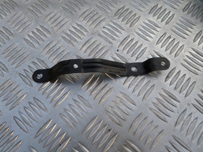 Кронштейн кронштейн audi a4 b9 8w0131035d фото №1