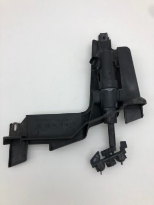 Bmw e46 купе омивач лампи правий 1301073018 фото №1