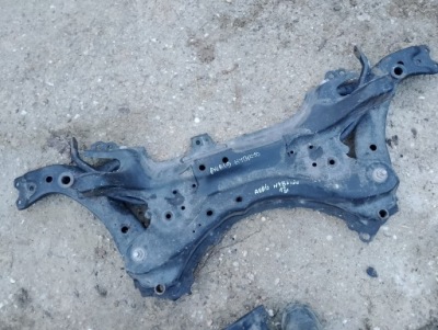 Toyota auris ii підрамник перед фото №1