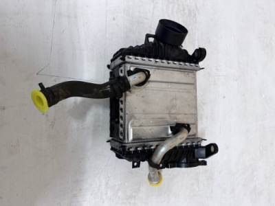 Mercedes-benz радіатор інтеркулер a6540100606 фото №1