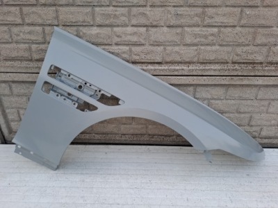 Genesis 2 ii g80 20-23 крила правий передній оригінал фото №1