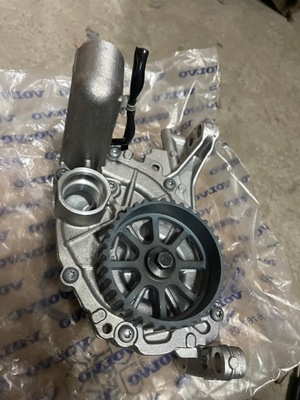 Volvo насос масла 32137248 фото №1