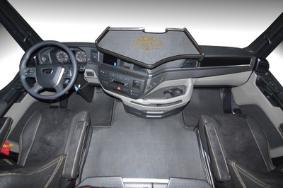 Полиця na панель приладів prestige line man od 2020 r. фото №1